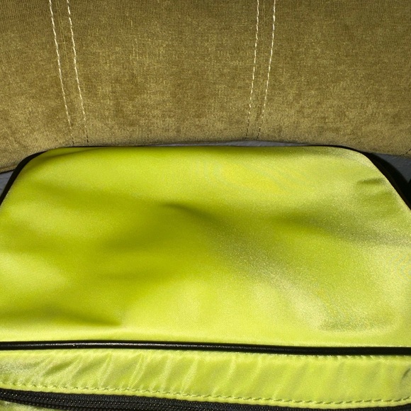 Michael Kors Bag, Neon Green, Lime - Picture 3 of 11
